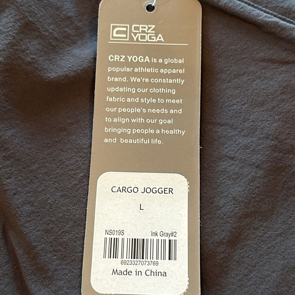 Lightweight Cargo Joggers 30"-Water Proof - Picture 4 of 5